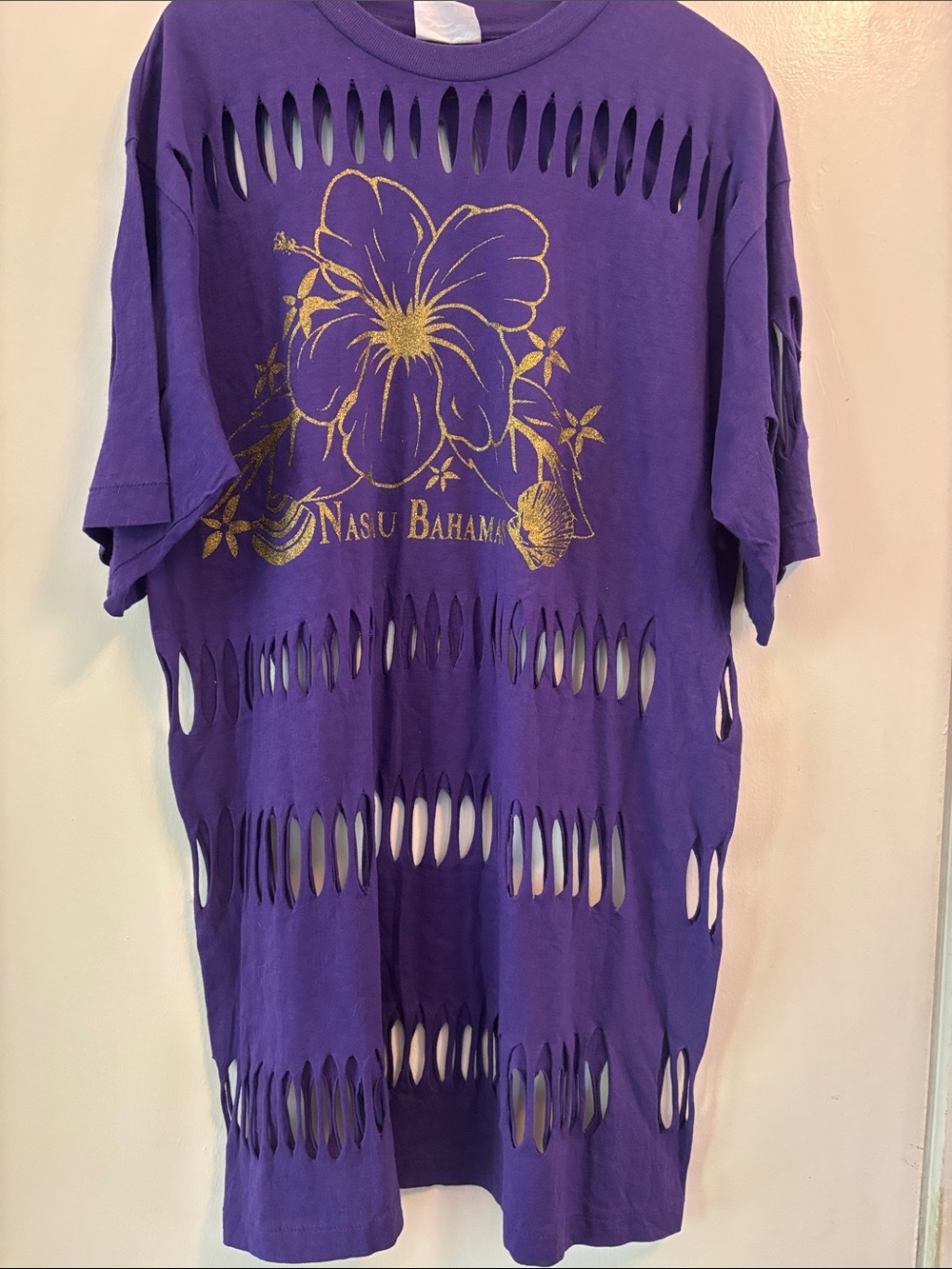 Vintage 90’s Nassau Bahamas Cut Out Glitter Flower Extra Long T-Shirt/Tunic XL